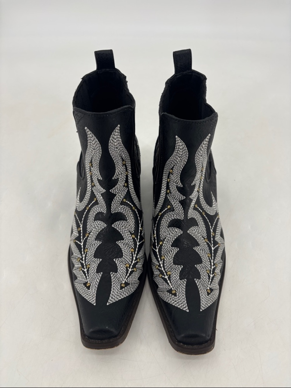 Liberty Simone Leather Embroidered Western Cowgirl Booties Ankle Boots - Picture 2 of 14